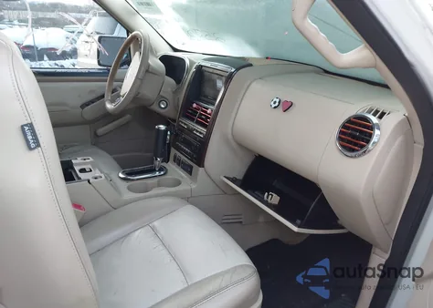 2006 Ford Explorer Limited из США, поврежденный, VIN 1FMEU75876ZA01518